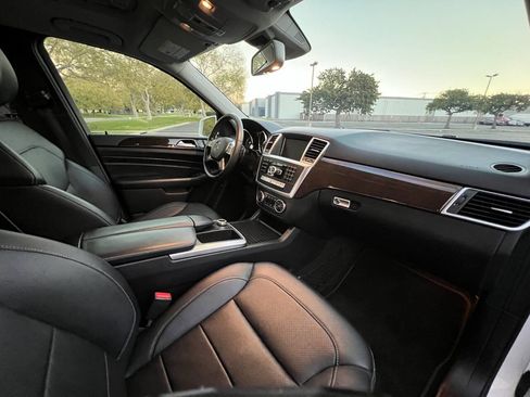 Used 2015 Mercedes-Benz ML 350 2WD w/ Premium 1 Package image 15