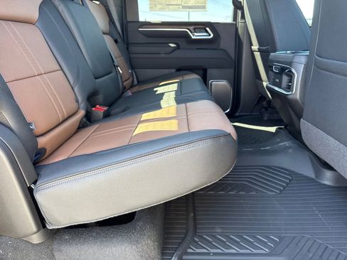 New 2026 Chevrolet Silverado 2500 High Country w/ High Country Premium Package AWD/4WD image 16