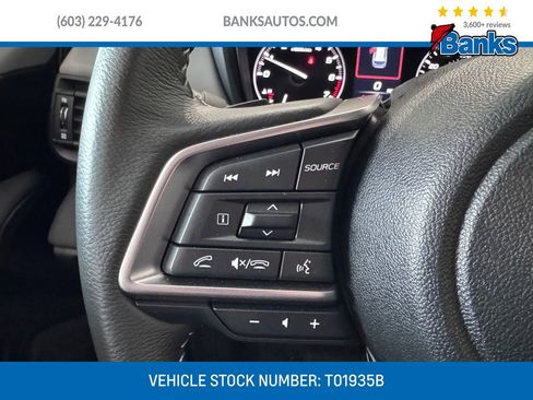 Used 2025 Subaru Outback Premium image 13