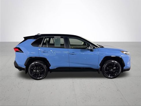 Used 2025 Toyota RAV4 XSE w/ Advanced Technology Package AWD/4WD image 5