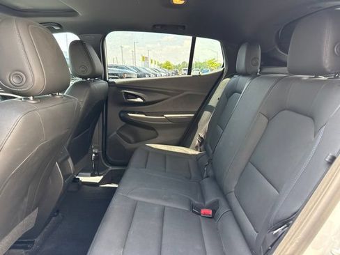 Used 2024 Buick Envista Sport Touring w/ Convenience I Package FWD image 9