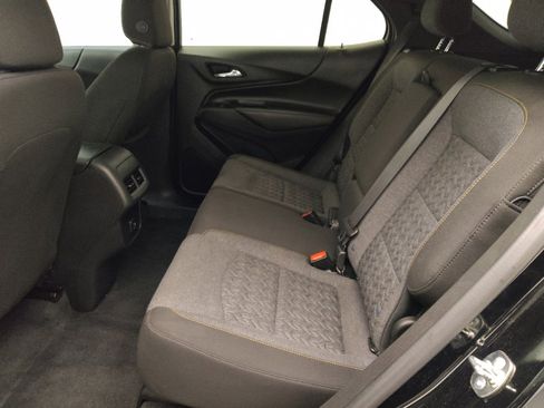 Used 2024 Chevrolet Equinox LT image 18