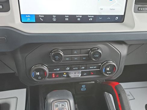 Used 2025 Ford Bronco Heritage Edition image 22