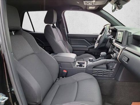 Used 2026 Toyota 4Runner SR5 AWD/4WD image 15