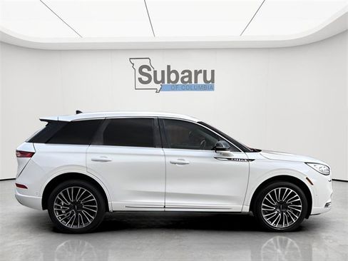 Used 2020 Lincoln Corsair Reserve w/ Equipment Group 201A image 8