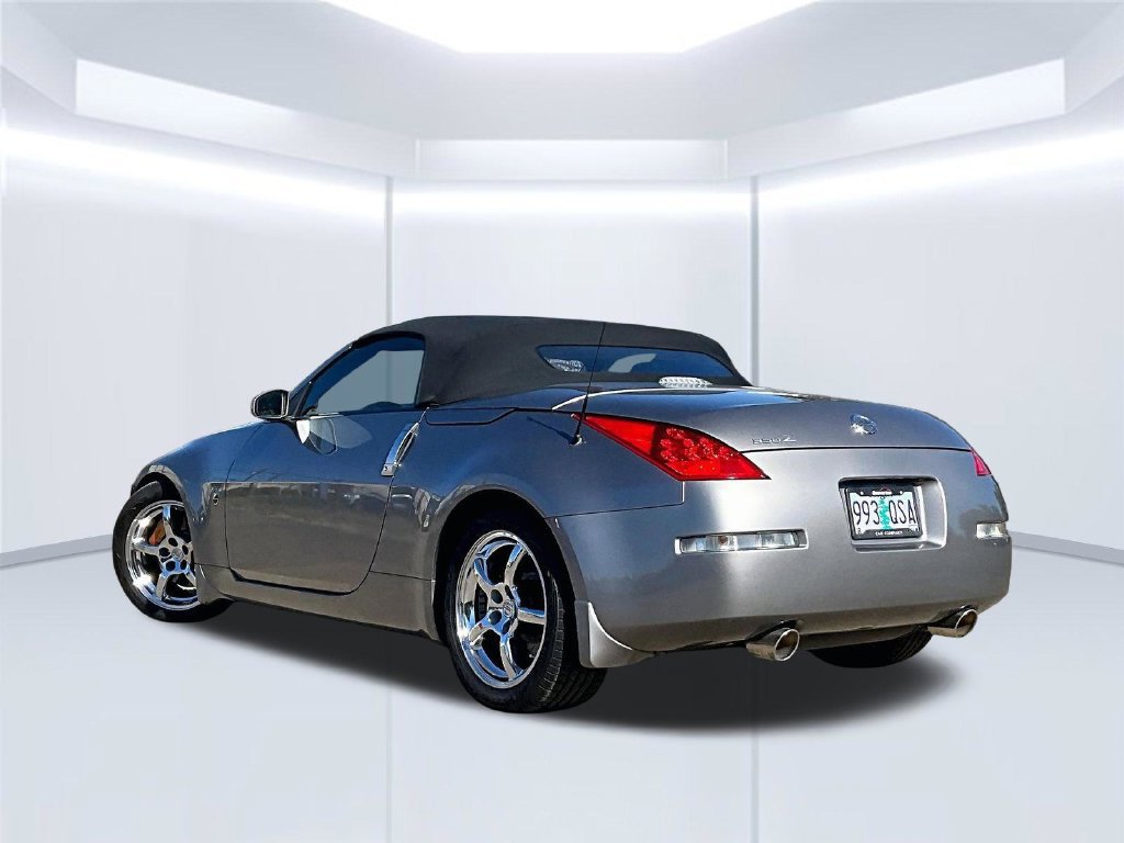 Used 2008 Nissan 350Z Grand Touring RWD image 13