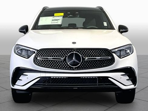 New 2026 Mercedes-Benz GLC 300 4MATIC image 2