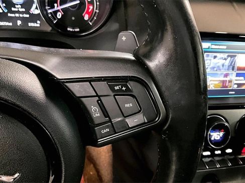 Used 2017 Jaguar F-TYPE Premium image 20
