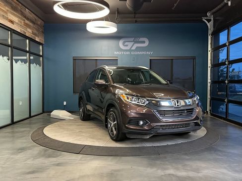 Used 2022 Honda HR-V EX image 1