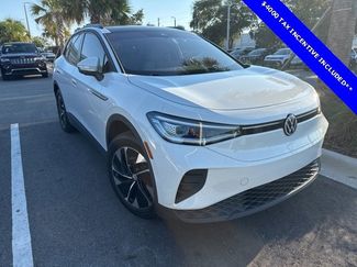 Used 2022 Volkswagen ID.4 Pro S image 1