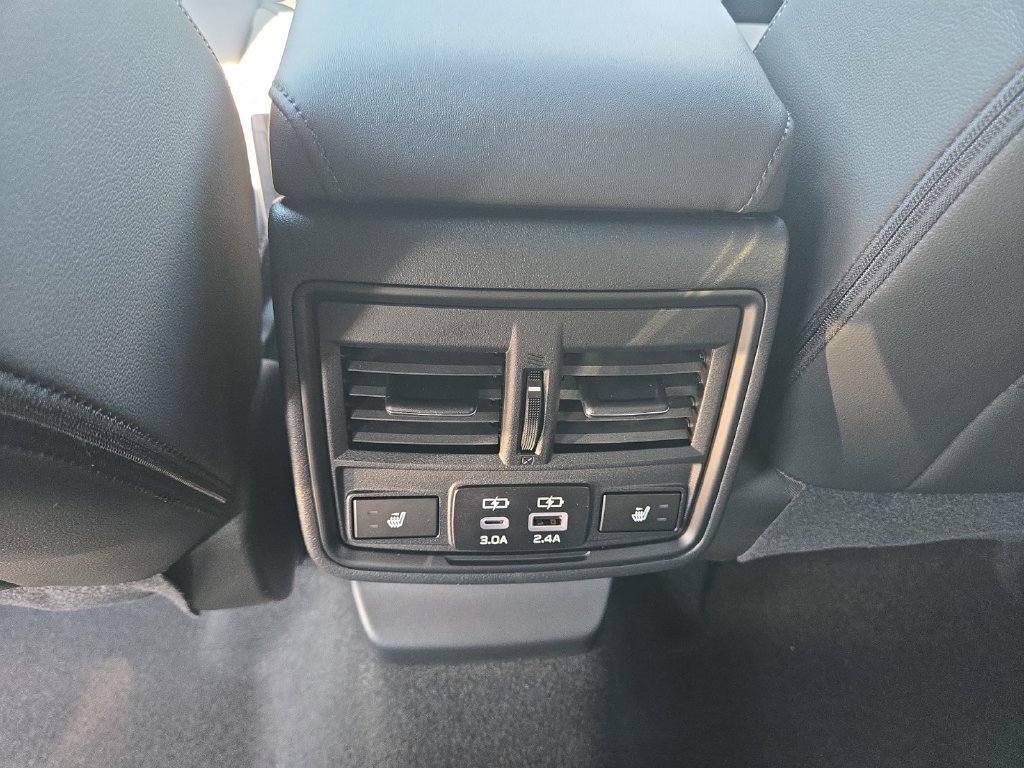 New 2026 Subaru Outback Limited AWD/4WD image 18