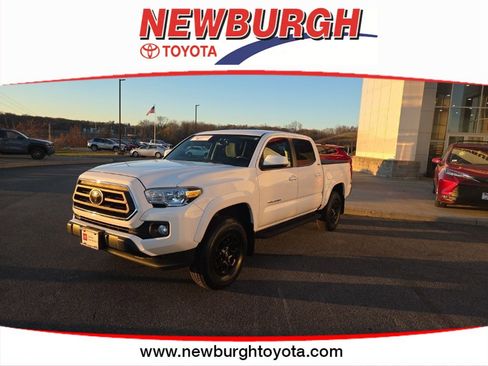 Certified 2021 Toyota Tacoma SR5 image 1