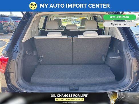 Used 2019 Volkswagen Tiguan SE w/ Panoramic Sunroof Package image 29