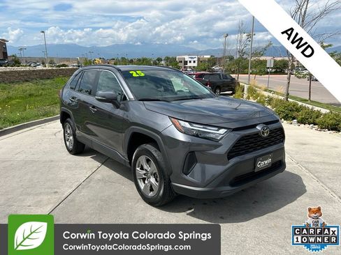 Used 2025 Toyota RAV4 XLE AWD/4WD image 1