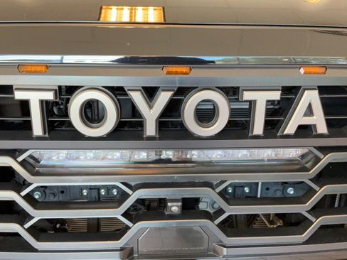 Used 2025 Toyota Sequoia TRD Pro AWD/4WD image 59