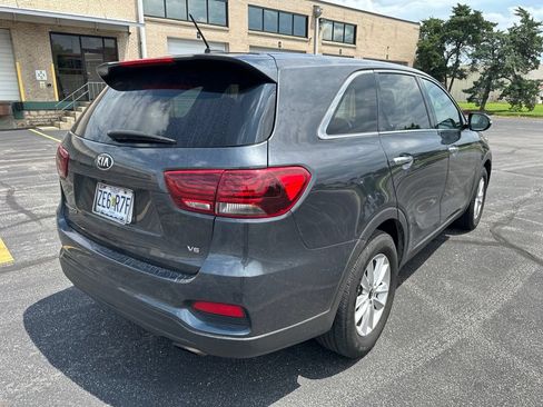 Used 2020 Kia Sorento FWD V6 image 6