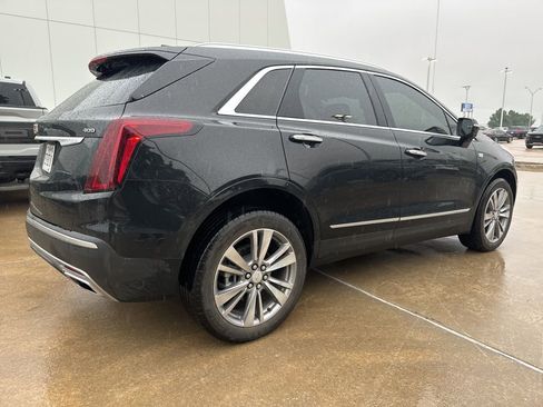Used 2024 Cadillac XT5 Premium Luxury w/ Technology Package FWD image 3