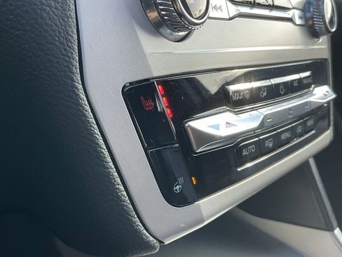 Used 2023 Ford Explorer XLT w/ Equipment Group 202A image 13