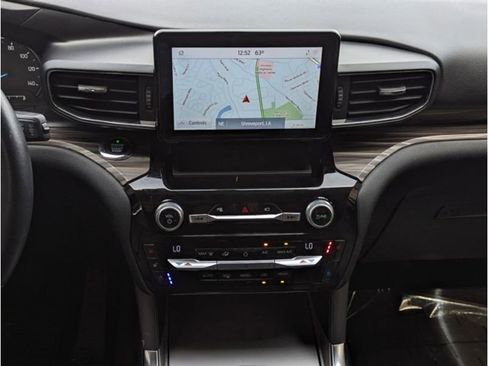 Used 2021 Ford Explorer Limited image 33