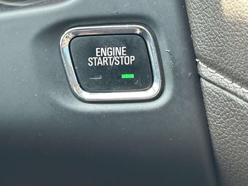 Used 2019 GMC Acadia Denali w/ Technology Package AWD/4WD image 30