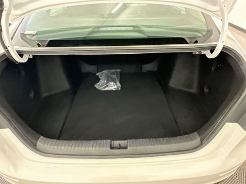 Used 2023 Honda Accord LX image 29