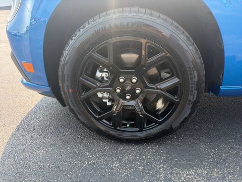 New 2026 Ford Maverick Lobo AWD/4WD image 2