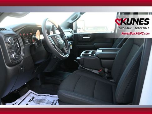 New 2026 GMC Sierra 2500 Pro image 14