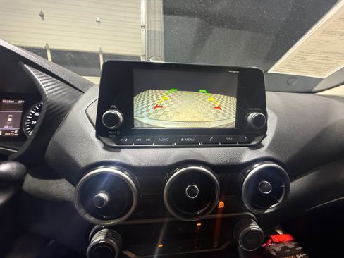 Certified 2023 Nissan Sentra S image 29