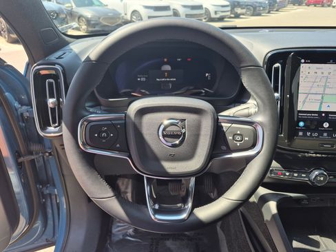 Used 2023 Volvo C40 P8 Recharge Plus w/ Climate Package AWD/4WD image 16