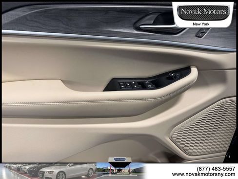 Used 2023 Jeep Grand Cherokee L Limited w/ Luxury Tech Group II AWD/4WD image 18