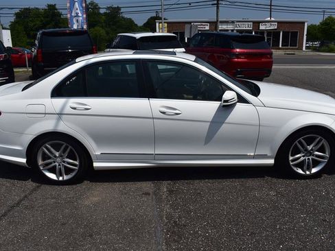 Used 2014 Mercedes-Benz C 300 4MATIC Sedan image 9