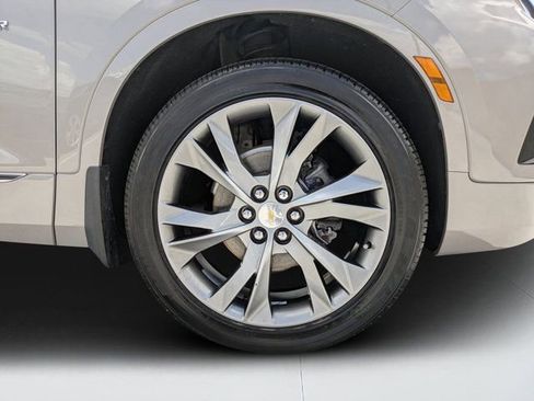 Used 2021 Chevrolet Blazer Premier w/ Driver Confidence II Package FWD image 10