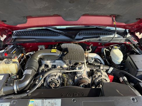 Used 2005 Chevrolet Silverado 2500 LT w/ Heavy-Duty Power Package image 33