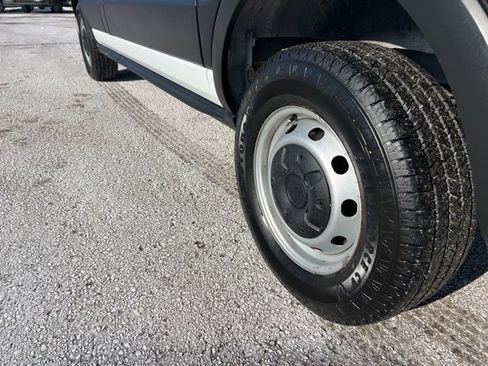 Certified 2019 Ford Transit 250 Base image 18