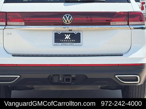 Used 2024 Volkswagen Atlas SE FWD image 8