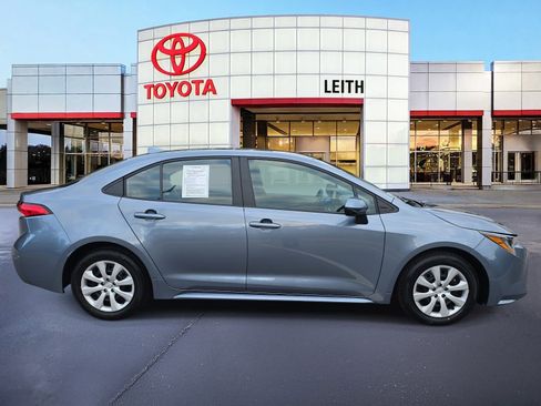 Certified 2024 Toyota Corolla LE image 4