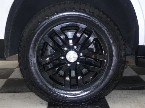 Used 2021 Chevrolet Tahoe LT image 36