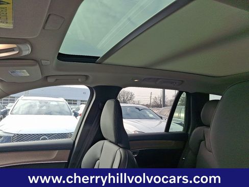 New 2026 Volvo XC90 T8 Plus image 11