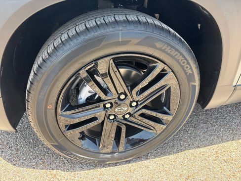 New 2026 Chevrolet TrailBlazer LT w/ Convenience Package FWD image 32