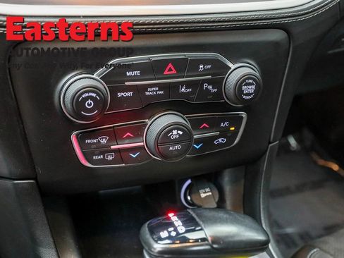 Used 2022 Dodge Charger R/T w/ Plus Group image 20