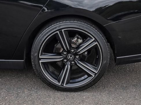 Used 2023 Honda Accord Sport image 10