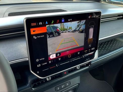 New 2025 Volkswagen ID. Buzz Pro S image 21