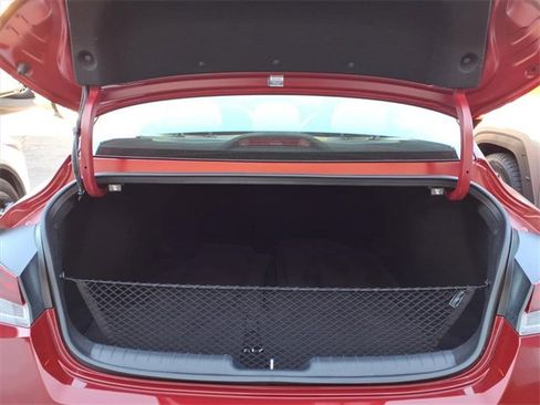 Certified 2025 Hyundai Elantra Limited image 7