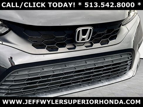 Used 2023 Honda Civic Sport image 31