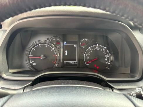 Used 2023 Toyota 4Runner SR5 Premium w/ Moonroof Package RWD image 15
