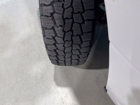 Used 2018 Ford F150 XL w/ Equipment Group 101A Mid AWD/4WD image 10