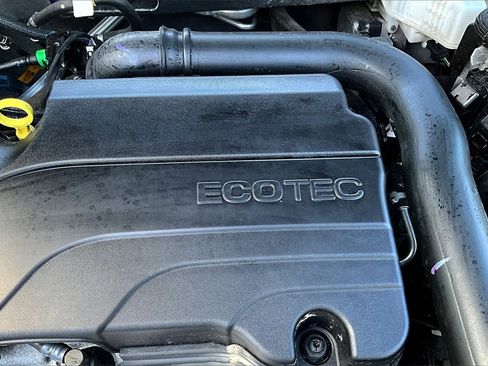 Used 2023 Chevrolet Malibu LT image 28