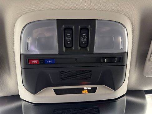 Used 2026 Subaru Crosstrek 2.0i Premium image 22