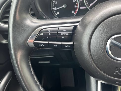 Used 2025 MAZDA MAZDA3 s FWD image 19