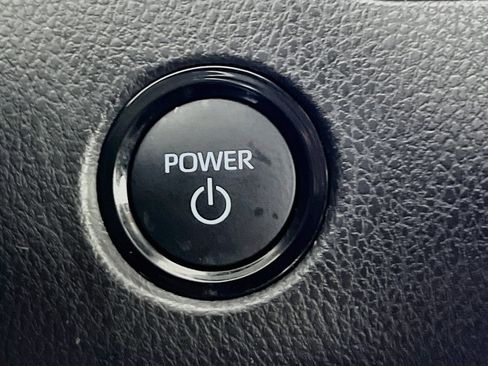 Used 2025 Toyota Camry LE FWD image 20